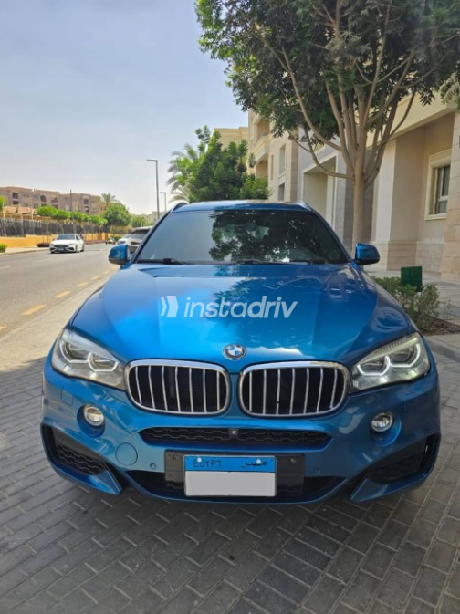 بي ام دبليو X6 2019 أزرق غامق يدوي مستعملة للبيع في القاهرة - 5