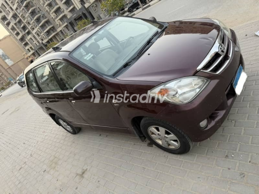 Toyota Avanza 2010 Burgundy Automatic Used for Sale in Heliopolis - 1
