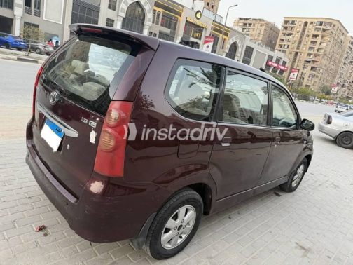 Toyota Avanza 2010 Burgundy Automatic Used for Sale in Heliopolis - 5