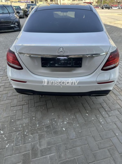 Mercedes E 350 2018 White Automatic Used for Sale in Cairo - 8