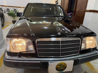 مرسيدس E 200 1994 أسود أوتوماتيك مستعملة للبيع في القاهرة