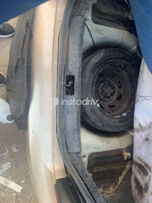 كيا ريو 2000 ذهبي أوتوماتيك مستعملة للبيع في طنطا - 7