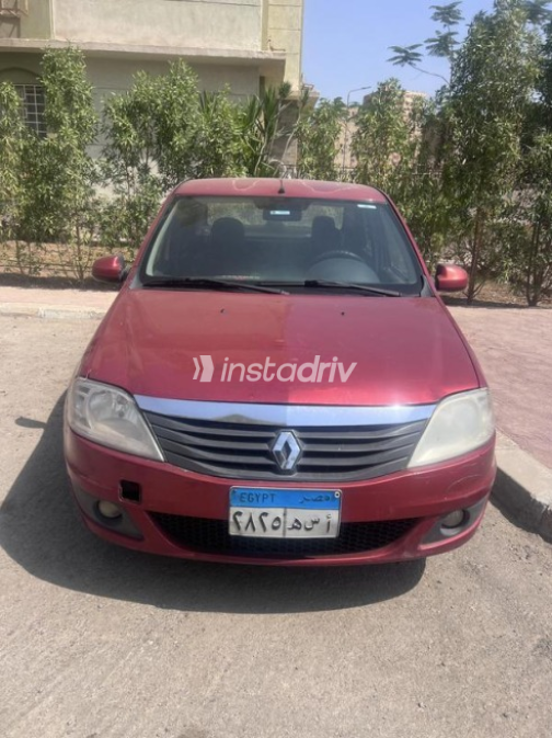 Renault Logan 2013 Dark Red Manual Used for Sale in Cairo - 1