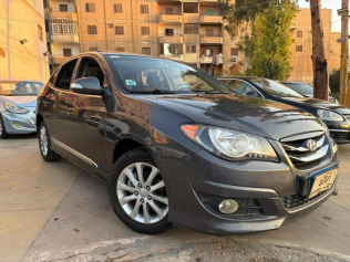 Hyundai Elantra 2018 Gray Manual Used for Sale in Nasr city