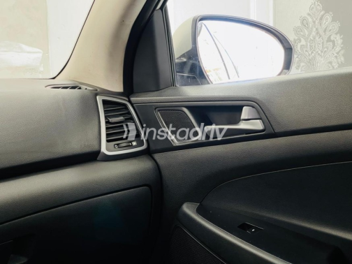 Hyundai Tucson GDI 2017 Silver Automatic Used for Sale in Greater Cairo ( Cairo + Giza) - 8