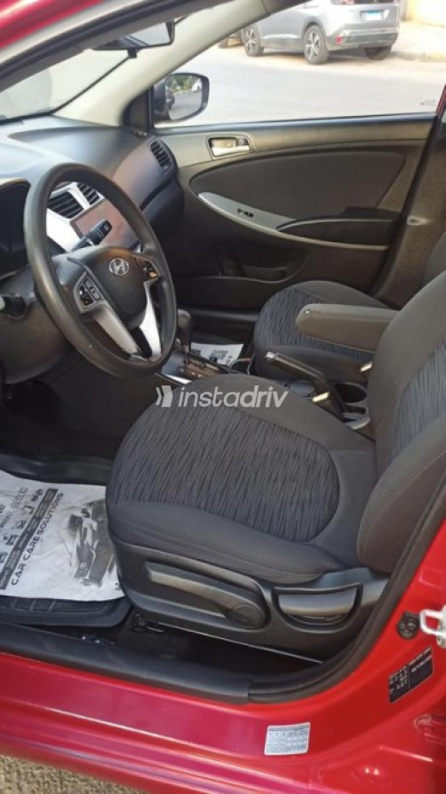 Hyundai Accent RB 2017 Dark Red Automatic Used for Sale in Heliopolis - 5
