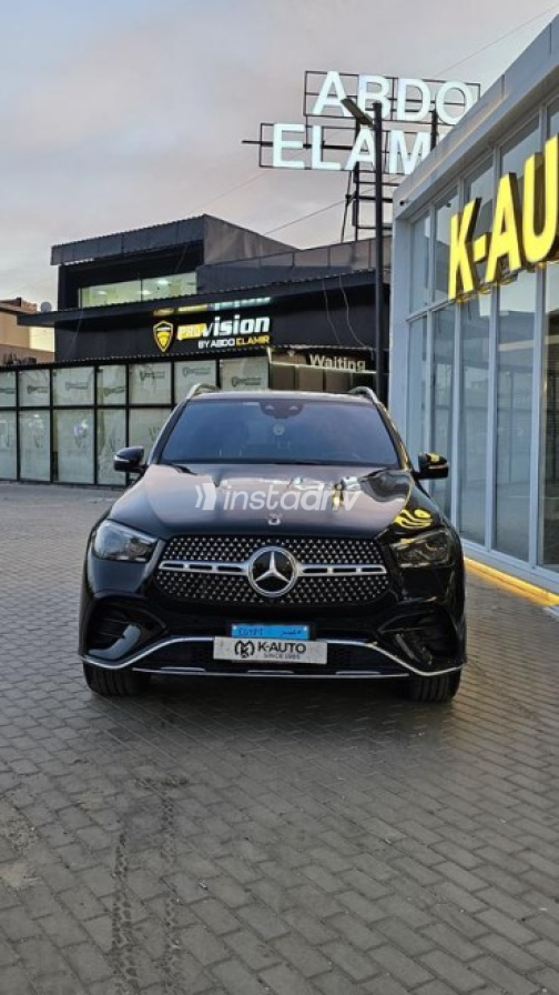 مرسيدس GLE 2024 أسود أوتوماتيك مستعملة للبيع في مدينة الشيخ زايد - 1
