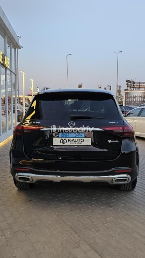 مرسيدس GLE 2024 أسود أوتوماتيك مستعملة للبيع في مدينة الشيخ زايد - 4