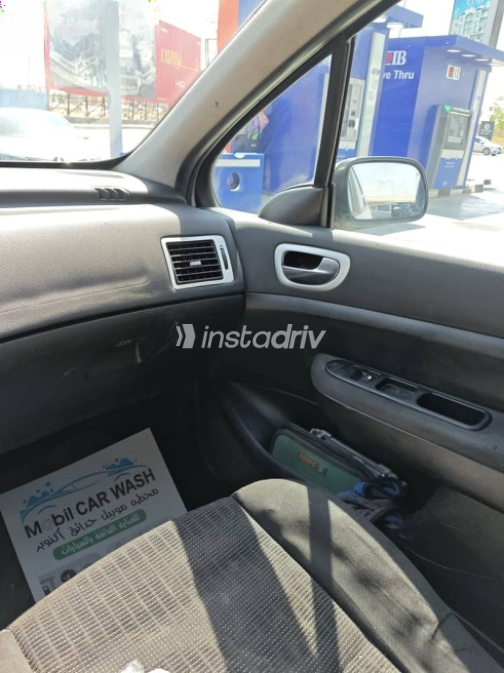 Peugeot 307 2007 Gold Automatic Used for Sale in Giza - 7
