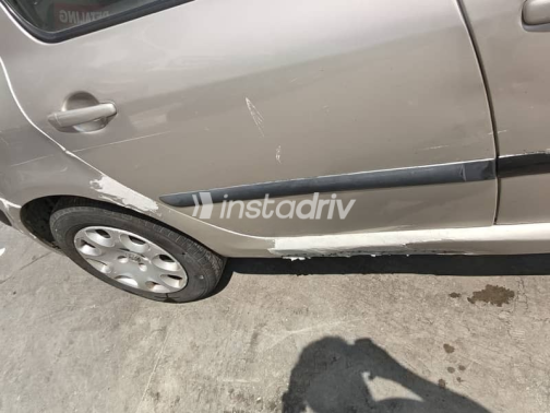 Peugeot 307 2007 Gold Automatic Used for Sale in Giza - 9