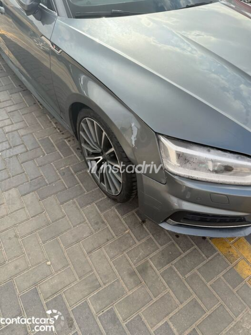 اودي A5 2019 رمادي أوتوماتيك مستعملة للبيع في القاهرة - 4