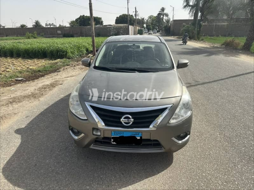 Nissan Sunny 2018 Gray Automatic Used for Sale in Greater Cairo ( Cairo + Giza) - 1
