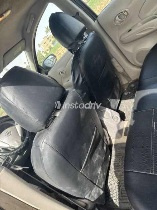 Nissan Sunny 2018 Gray Automatic Used for Sale in Greater Cairo ( Cairo + Giza) - 2
