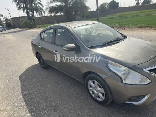 Nissan Sunny 2018 Gray Automatic Used for Sale in Greater Cairo ( Cairo + Giza) - 10