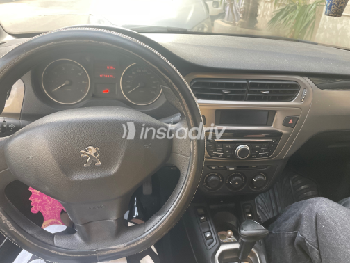 بيجو 301 2019 بني أوتوماتيك مستعملة للبيع في مدينة نصر - 3