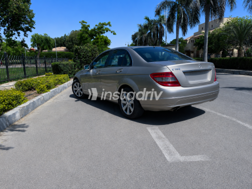 Mercedes C 180 2010 Bronze Automatic Used for Sale in Madinaty - 2