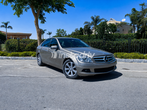 Mercedes C 180 2010 Bronze Automatic Used for Sale in Madinaty - 3