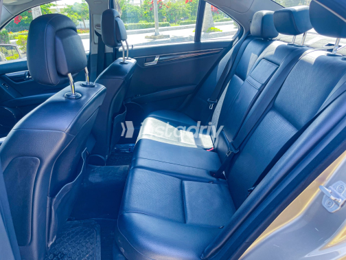 Mercedes C 180 2010 Bronze Automatic Used for Sale in Madinaty - 6