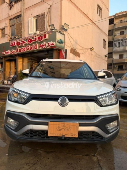 Ssang Yong Tivoli XLV 2019 White Automatic Used for Sale in Nasr city - 1