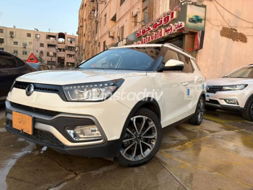 Ssang Yong Tivoli XLV 2019 White Automatic Used for Sale in Nasr city - 4