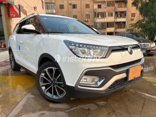 Ssang Yong Tivoli XLV 2019 White Automatic Used for Sale in Nasr city - 5