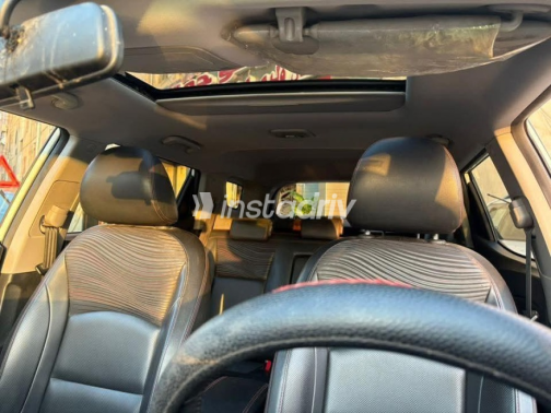 Ssang Yong Tivoli XLV 2019 White Automatic Used for Sale in Nasr city - 7