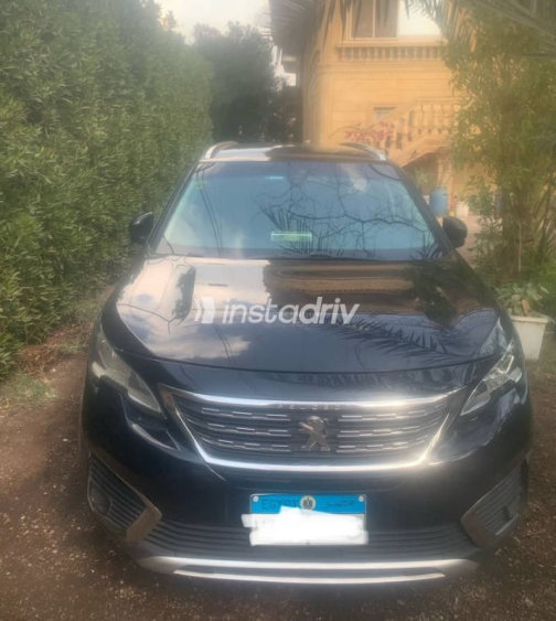 Peugeot 5008 2019 Black Automatic Used for Sale in Greater Cairo ( Cairo + Giza) - 2