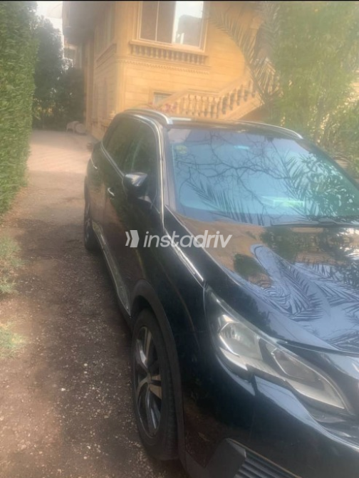 Peugeot 5008 2019 Black Automatic Used for Sale in Greater Cairo ( Cairo + Giza) - 3