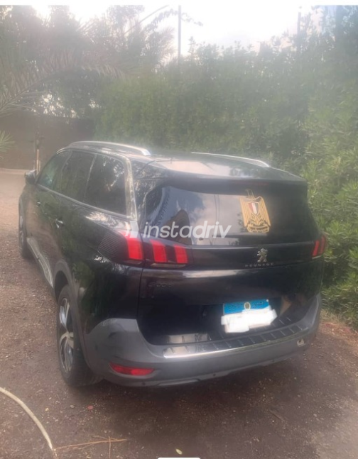 Peugeot 5008 2019 Black Automatic Used for Sale in Greater Cairo ( Cairo + Giza) - 4