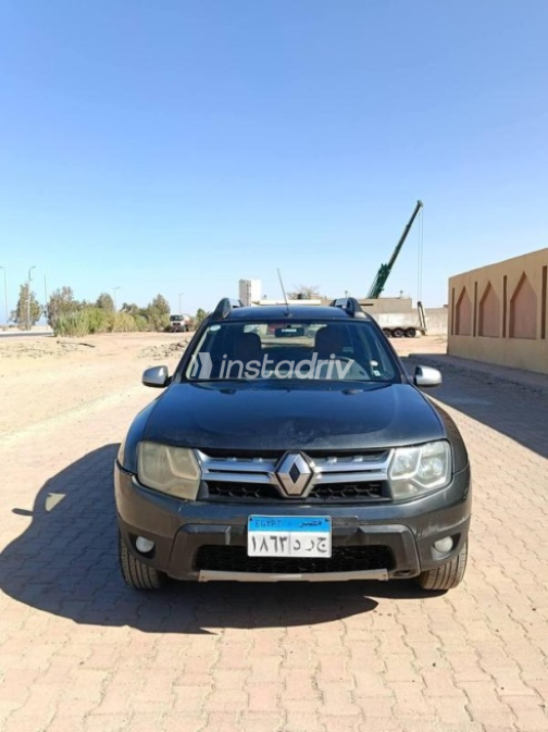 Renault Duster 2016 Dark Gray Manual Used for Sale in Ras Gharib - 9