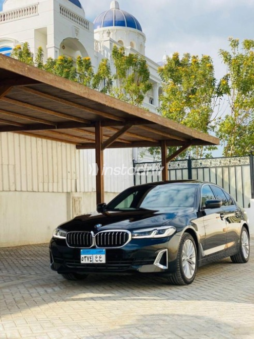 بي ام دبليو 520 2023 أبيض أوتوماتيك مستعملة للبيع في القاهرة الكبرى ( القاهرة - الجيزة) - 1