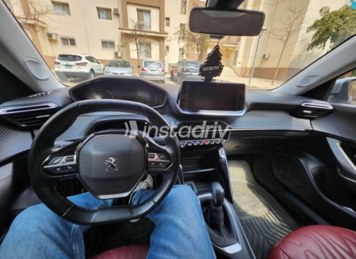 Peugeot 2008 2021 White Automatic Used for Sale in Greater Cairo ( Cairo + Giza) - 4