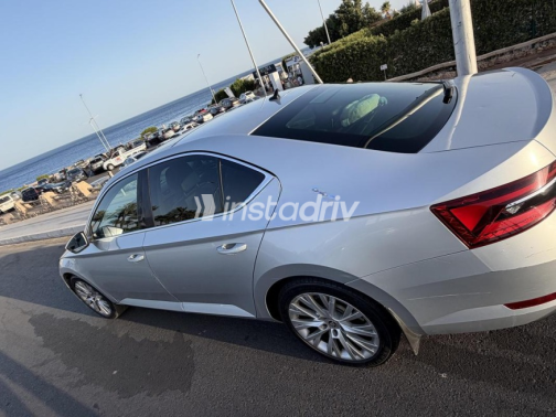 Skoda Superb 2021 White Automatic Used for Sale in Greater Cairo ( Cairo + Giza) - 8