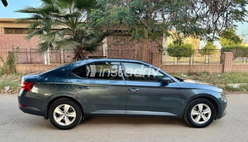 Skoda Superb 2018 White Automatic Used for Sale in Greater Cairo ( Cairo + Giza) - 5