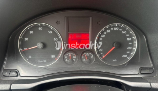 Volkswagen Jetta 2009 Red Automatic Used for Sale in Nasr city - 7