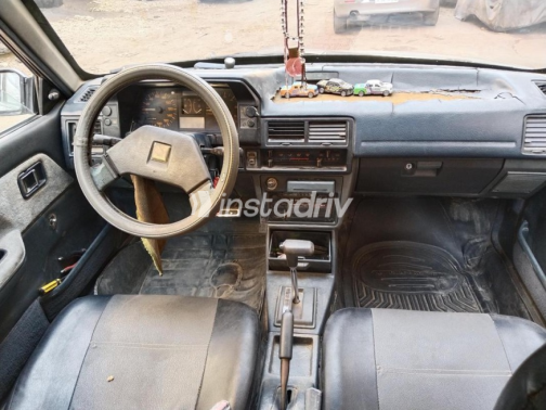 Mazda 323 1990 Silver Automatic Used for Sale in Greater Cairo ( Cairo + Giza) - 3