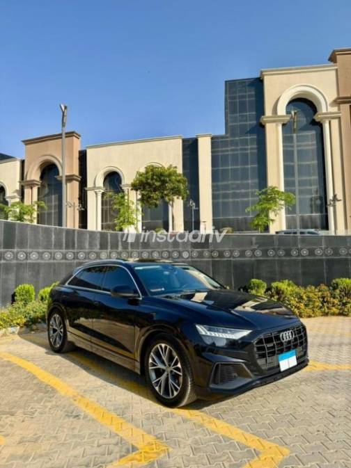 Audi Q8 2019 Black Automatic Used for Sale in Cairo - 3