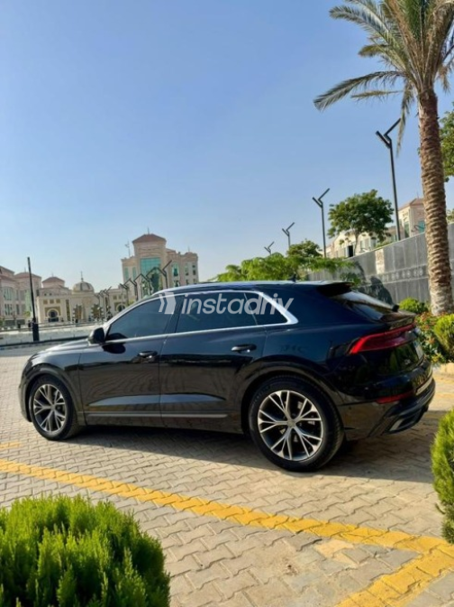 Audi Q8 2019 Black Automatic Used for Sale in Cairo - 4
