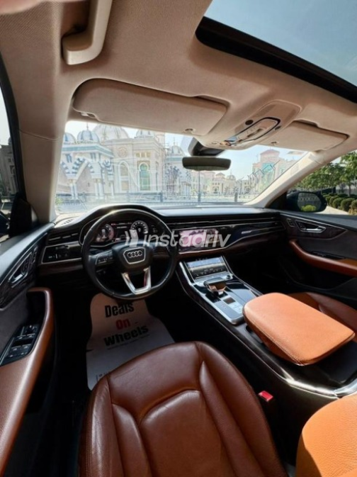 Audi Q8 2019 Black Automatic Used for Sale in Cairo - 6