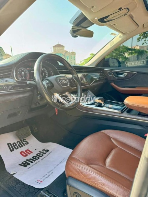 Audi Q8 2019 Black Automatic Used for Sale in Cairo - 7
