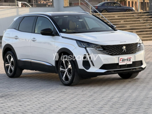 Peugeot 3008 2021 White Automatic Used for Sale in Nasr city - 3