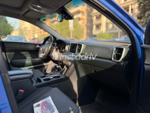 Kia Sportage 2021 Dark Blue Automatic Used for Sale in Nasr city - 5