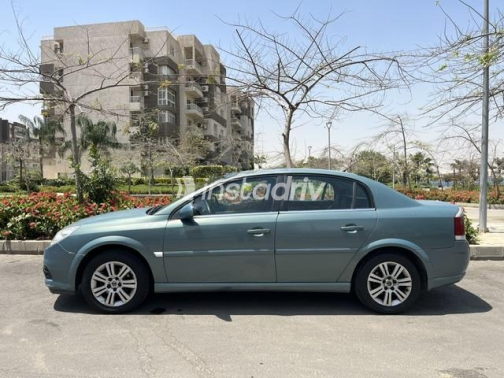 Opel Vectra 2007 White Manual Used for Sale in Madinaty - 2