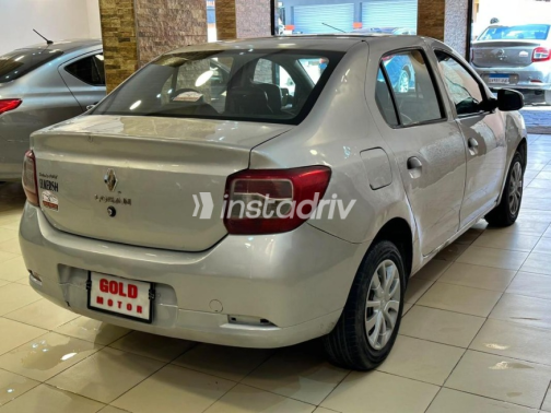 Renault Logan 2016 Silver Automatic Used for Sale in Pyramids Gardens - 5