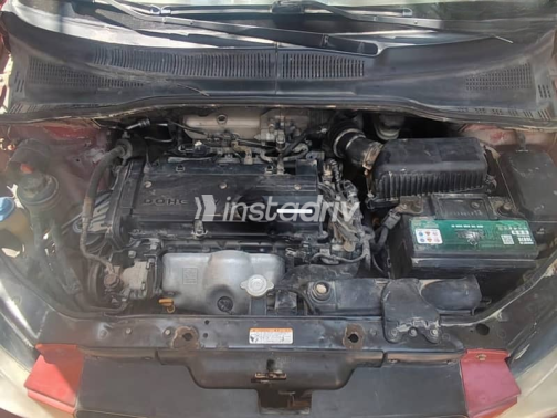 Hyundai Getz 2009 Red Manual Used for Sale in Giza - 5