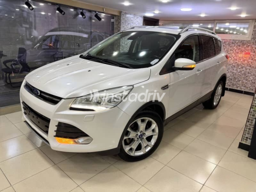 Ford Kuga 2016 White Automatic Used for Sale in Cairo - 2