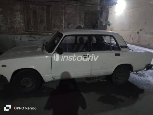 Lada 2105 1995 White Manual Used for Sale in Alexandria - 4