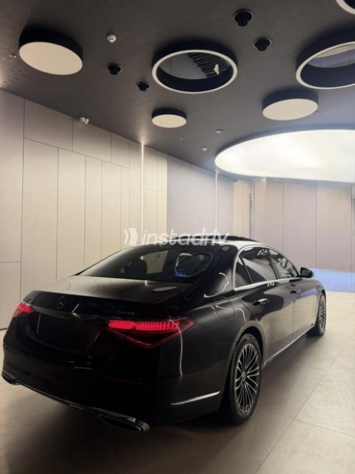 مرسيدس S 450 2023 أسود أوتوماتيك مستعملة للبيع في القاهرة - 4