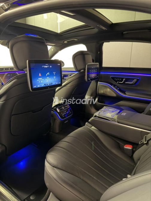 مرسيدس S 450 2023 أسود أوتوماتيك مستعملة للبيع في القاهرة - 6