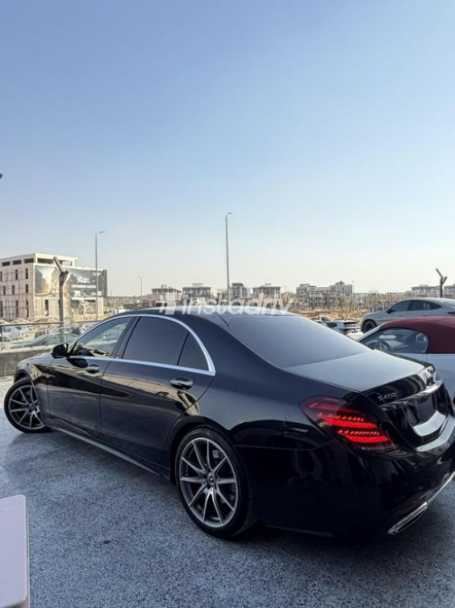 مرسيدس S 450 2020 أسود أوتوماتيك مستعملة للبيع في القاهرة - 4